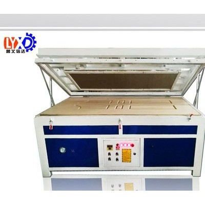 濟(jì)南吸塑機(jī)山東吸塑機(jī)LYXD-M002 魯義信達(dá)門板衣柜櫥柜吸塑機(jī)，濟(jì)南整體衣柜吸塑機(jī)，全自動空覆膜機(jī)，