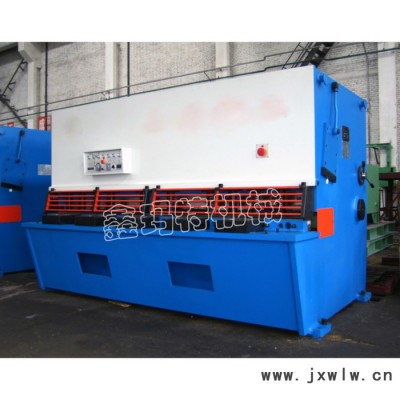 QC12Y液壓擺式數(shù)顯剪板機(jī) 全數(shù)控剪板機(jī) 剪板、折彎 鑫瑪特機(jī)械