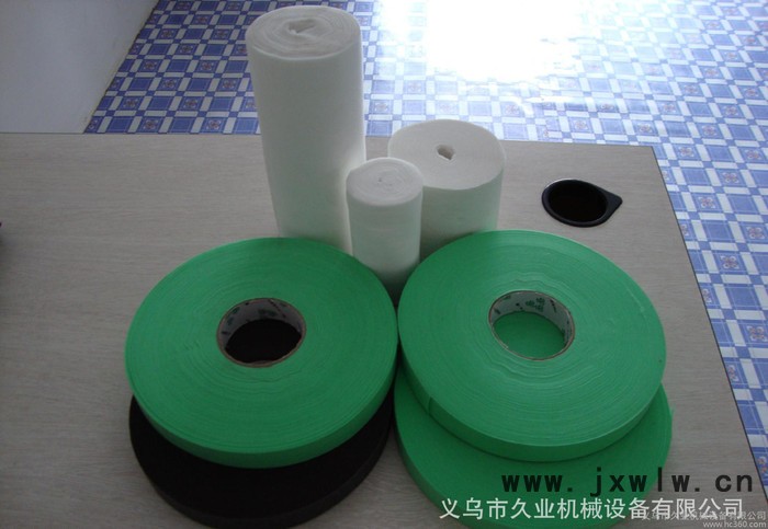 氣刀分切機(jī)   水刺布分切機(jī)   大型無紡布分切機(jī)   分切切片機(jī)
