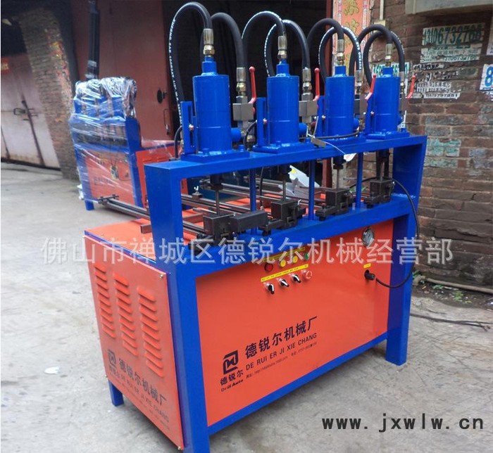 防盜網(wǎng)鋅鋼護(hù)欄沖孔器半自動(dòng)液壓打孔器方管圓管高速打孔機(jī)專業(yè)