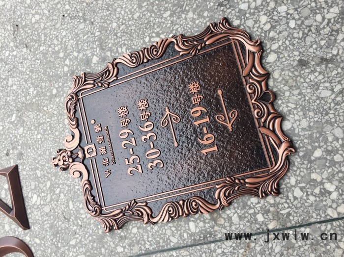 耐刻小型3030標(biāo)識(shí)標(biāo)牌銘牌雕刻機(jī) 手扳廣告電腦雕刻機(jī)  免費(fèi)培訓(xùn)