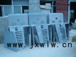 【徐工】 徐工261壓路機(jī)駕駛室   發(fā)動(dòng)機(jī)機(jī)罩=